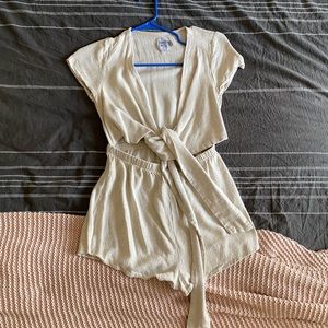 Princess Polly Romper